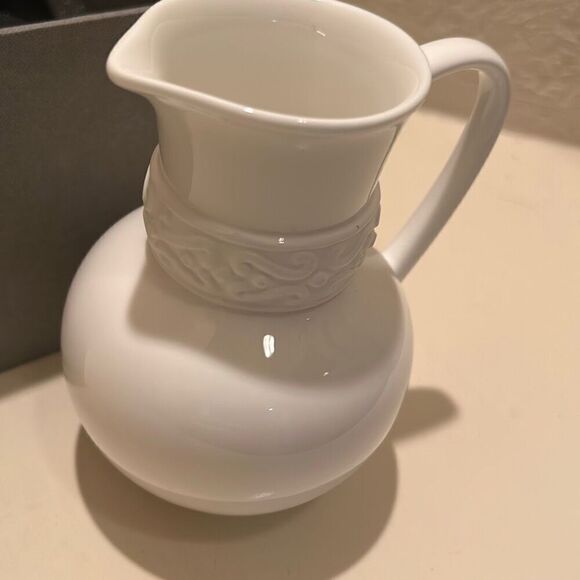 New in box Katy Briscoe Home Bone China White Bisque Small Pitcher 5” Giftable - Picture 4 of 13